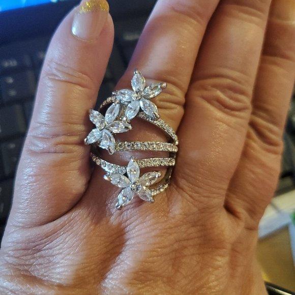 Custom Silver Rings - Picture 1 of 4